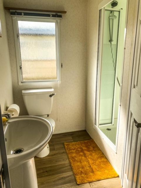 The Hygge Retreat At 7 Lakes Country Park, Lincolnshire Villa Crowle  Bagian luar foto
