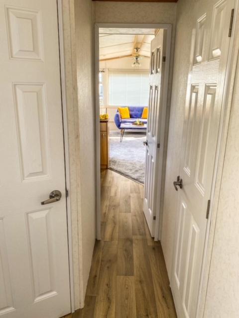 The Hygge Retreat At 7 Lakes Country Park, Lincolnshire Villa Crowle  Bagian luar foto