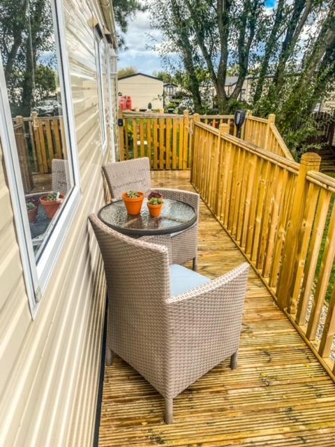 The Hygge Retreat At 7 Lakes Country Park, Lincolnshire Villa Crowle  Bagian luar foto